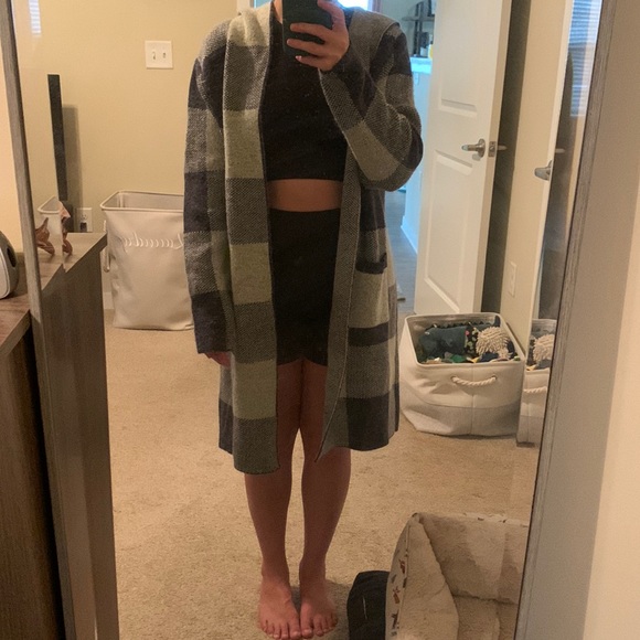 Hooded Cardigan - Picture 8 of 9